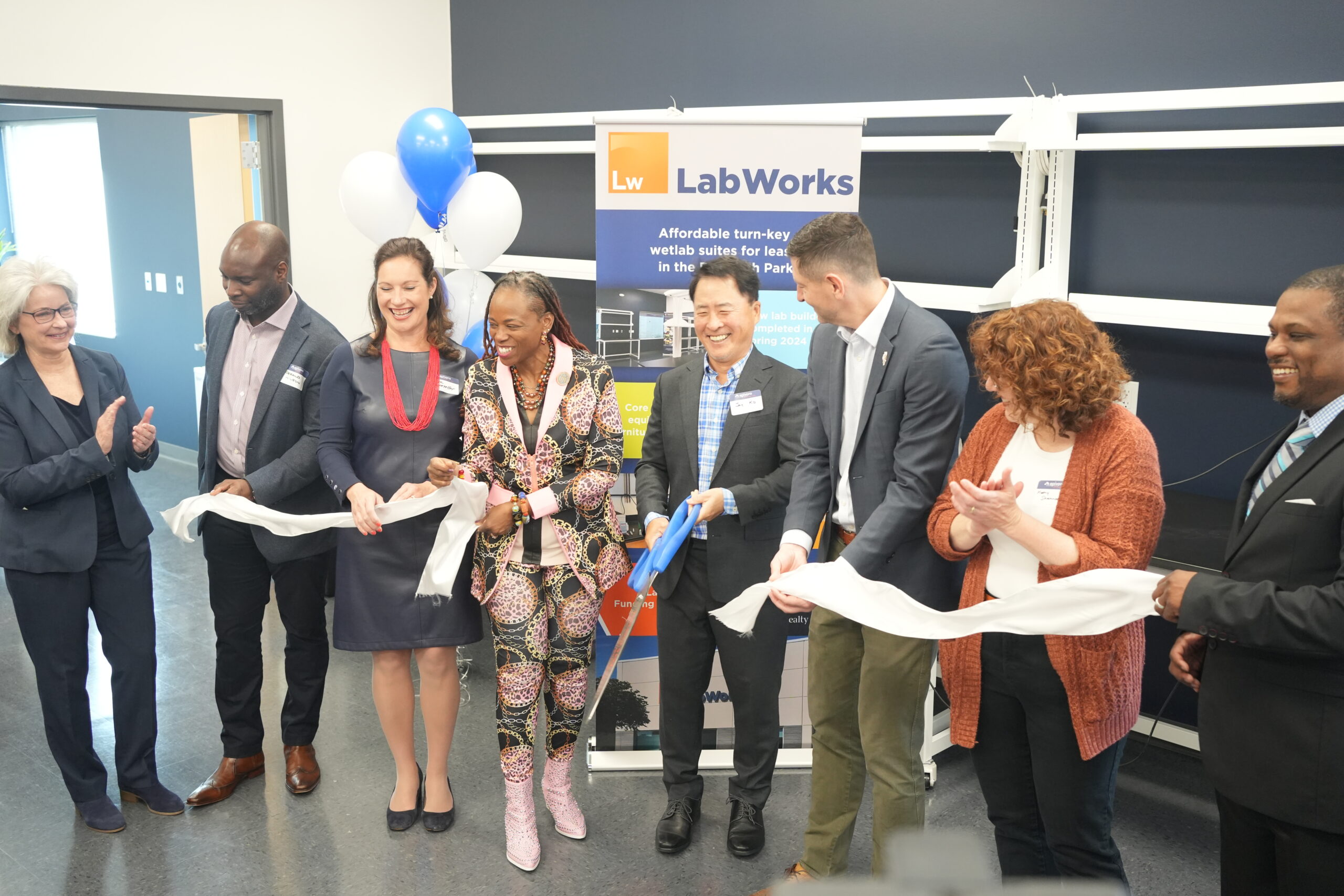 LabWorks Opens, Epivara First Startup to Move into Growth-Stage Life Sciences Suites 1 LabWorks Opens, Epivara First Startup to Move into Growth-Stage Life Sciences Suites