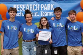 Award Finalist Procter & Gamble Smart Lab Operations Team