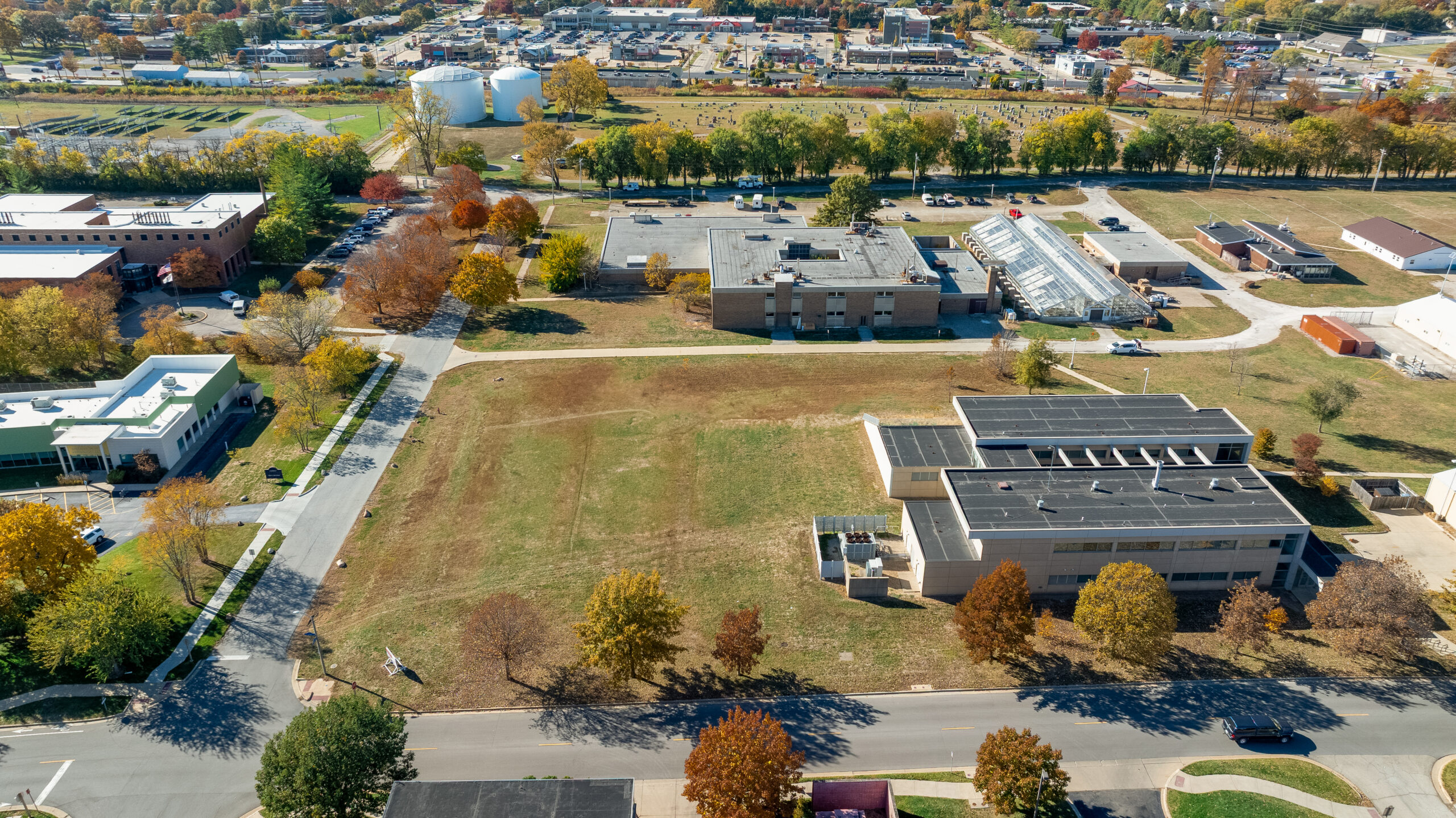 Reseach Park Oak Stree tin Champaign, IL on Monday, November 3, 2025.